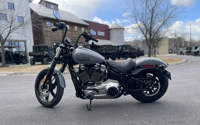 FXBB 2026 Harley-Davidson Street Bob Dark Billiard Gray Chrome Laced Wheels