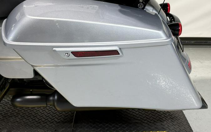 2019 Harley-Davidson® Street Glide® Special Barracuda Silver
