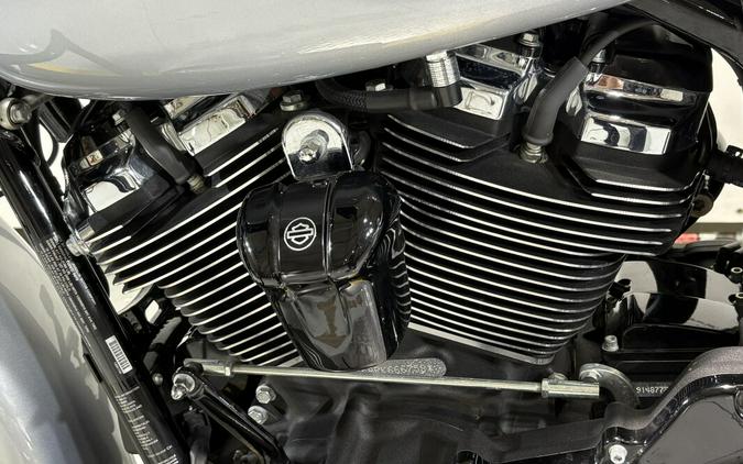 2019 Harley-Davidson® Street Glide® Special Barracuda Silver