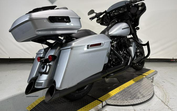 2019 Harley-Davidson® Street Glide® Special Barracuda Silver