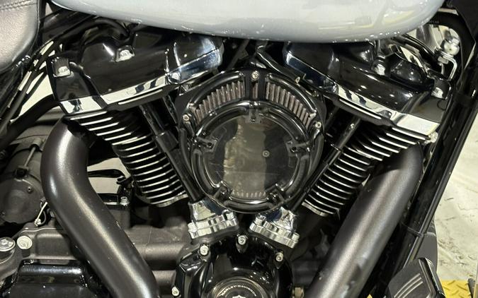 2019 Harley-Davidson® Street Glide® Special Barracuda Silver