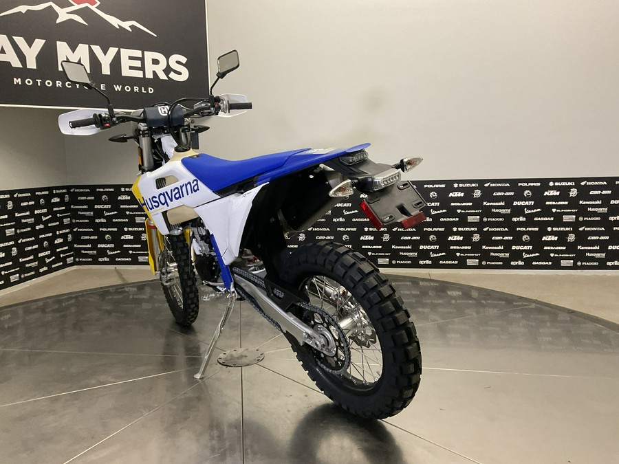 2027 HUSQVARNA FE 501 S - 040264Q
