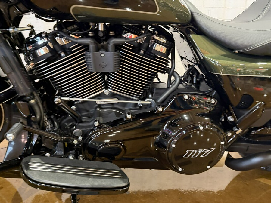 Harley-Davidson® Road Glide® 2026 FLTRX 0034631065 OLIVE STEEL MTL/BLACK