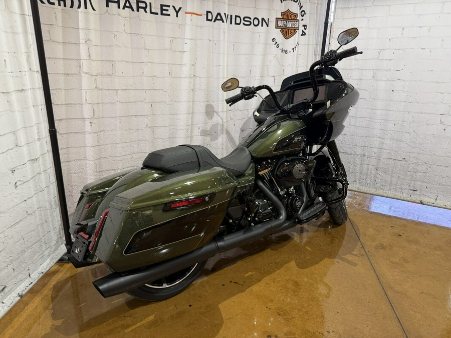 Harley-Davidson® Road Glide® 2026 FLTRX 0034631065 OLIVE STEEL MTL/BLACK