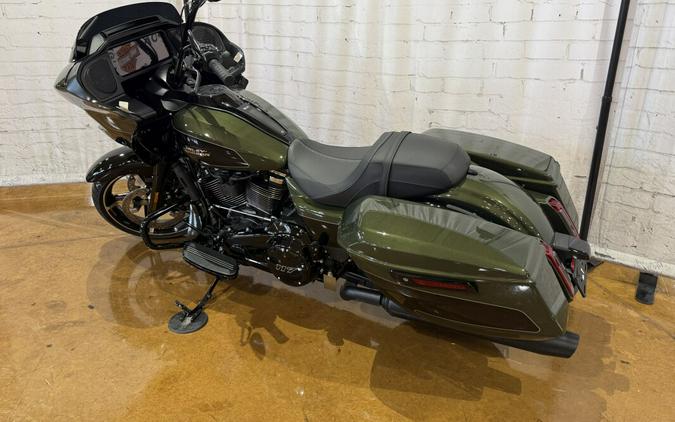 Harley-Davidson® Road Glide® 2026 FLTRX 0034631065 OLIVE STEEL MTL/BLACK