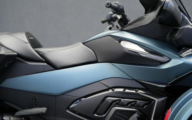 2026 Can-Am Spyder RT Limited Dark