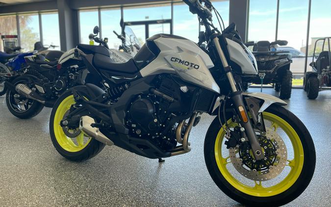 2022 CFMOTO 650NK