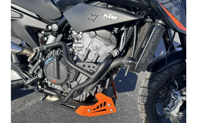 2021 KTM Duke 890