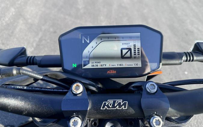 2021 KTM Duke 890 890 R