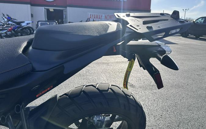 2021 KTM Duke 890 890 R