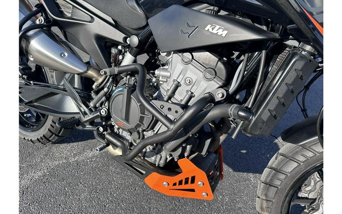 2021 KTM Duke 890