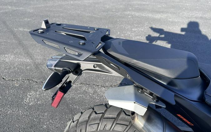 2021 KTM Duke 890 890 R