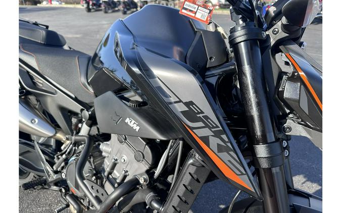 2021 KTM Duke 890