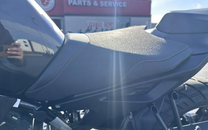 2021 KTM Duke 890 890 R