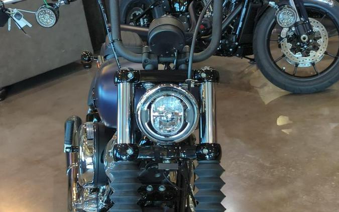 2025 Harley-Davidson® FXBB - Street Bob®