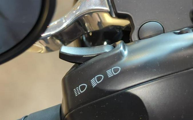 2025 Harley-Davidson® FXBB - Street Bob®