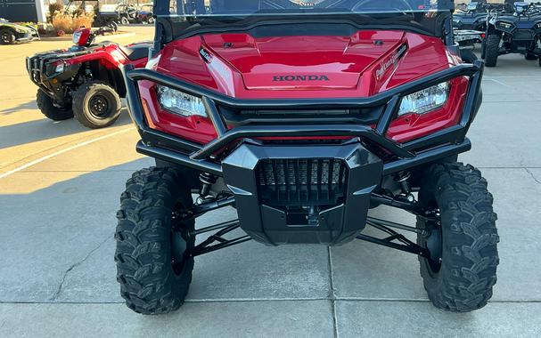 2025 Honda Pioneer 1000-6 Crew Deluxe