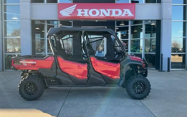 2025 Honda Pioneer 1000-6 Crew Deluxe