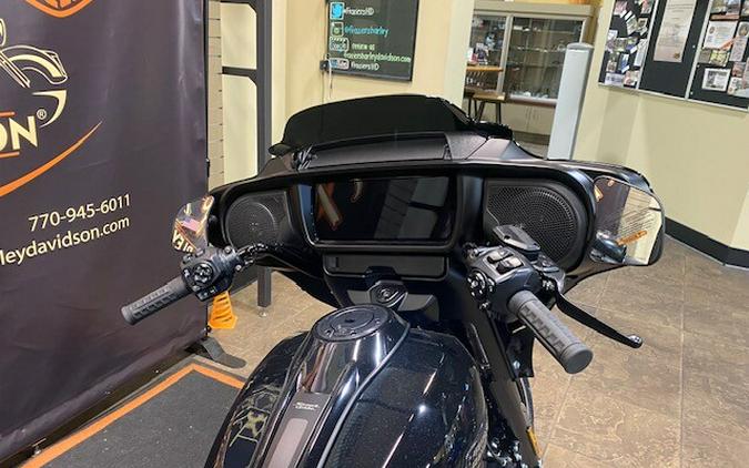 2026 Harley-Davidson® Street Glide® Vivid Black Black Trim