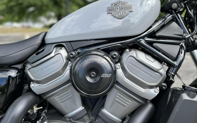 RH975 2024 Nightster