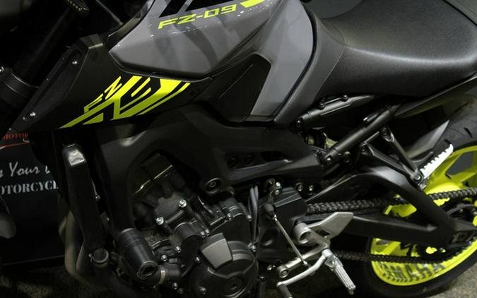 2016 Yamaha FZ 09