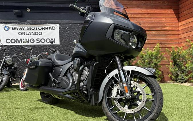2025 Indian CHALLENGER DARK HORSE, AUDIO