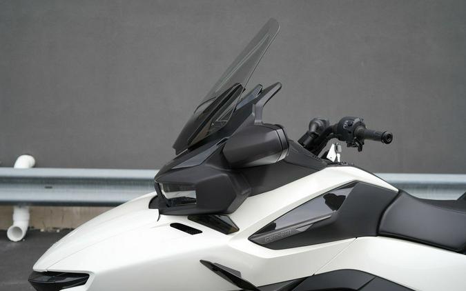 2026 Can-Am Spyder RT