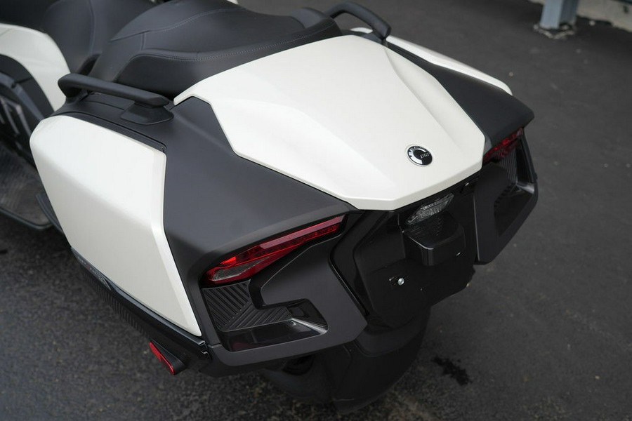 2026 Can-Am Spyder RT