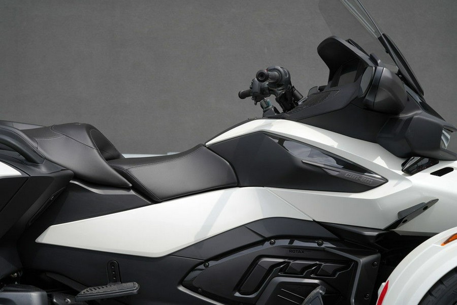 2026 Can-Am Spyder RT