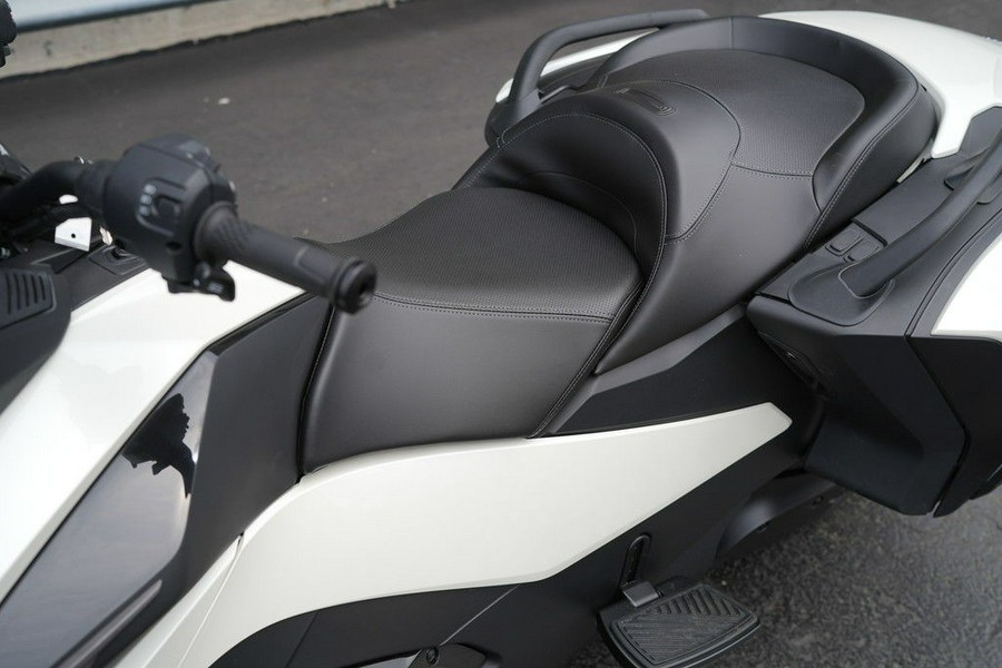 2026 Can-Am Spyder RT