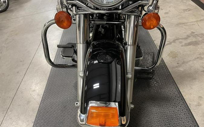 2013 Harley-Davidson® FLHTCU - Electra Glide® Ultra Classic®