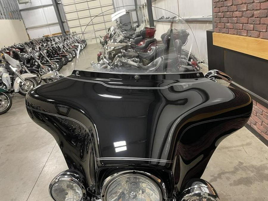 2013 Harley-Davidson® FLHTCU - Electra Glide® Ultra Classic®