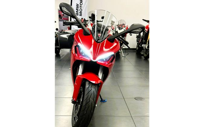 2024 Ducati Supersport 950 - Red