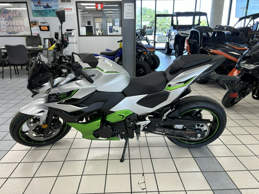 2024 Kawasaki Z7 Hybrid ABS