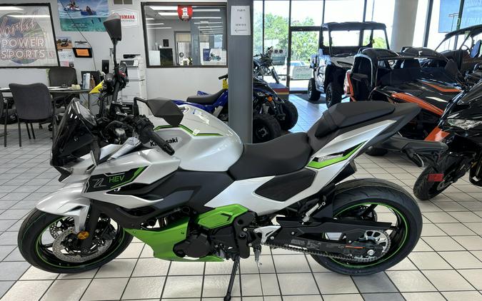 2024 Kawasaki Z7 Hybrid ABS