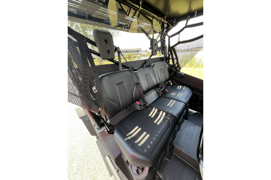 2025 Honda Pioneer 1000-6 DuckHole Edition