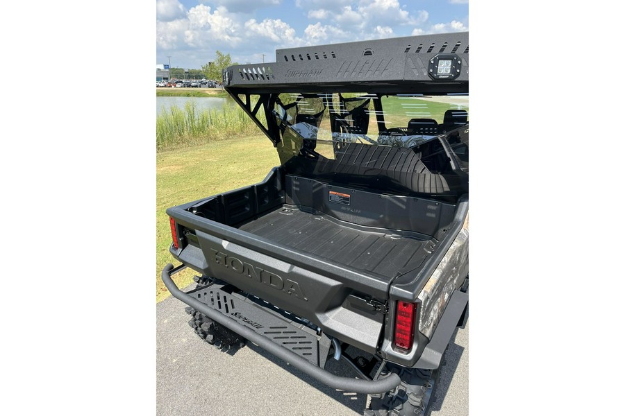 2025 Honda Pioneer 1000-6 DuckHole Edition