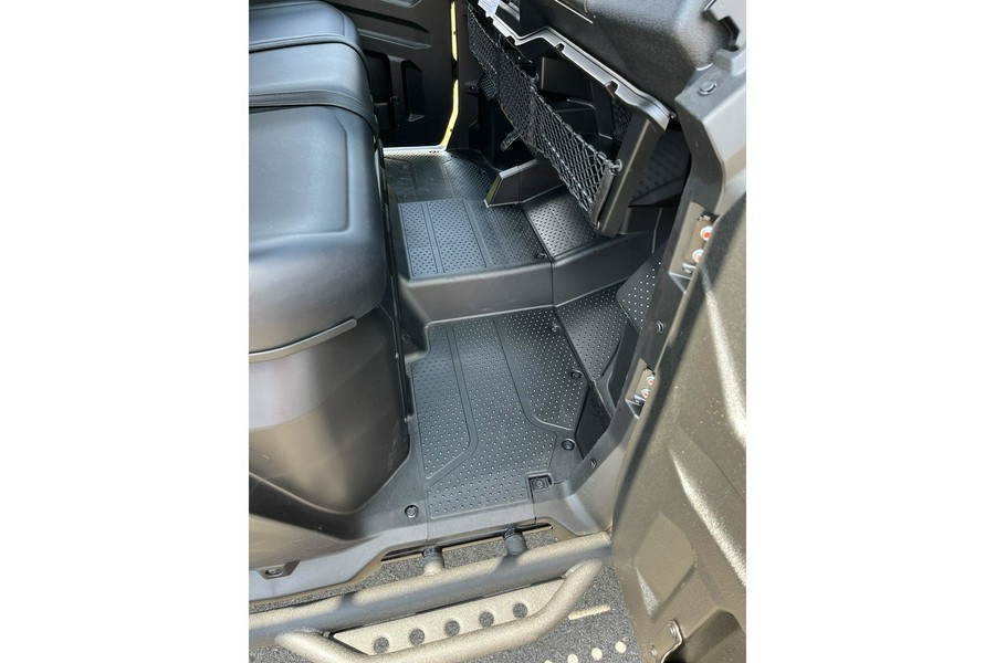 2025 Honda Pioneer 1000-6 DuckHole Edition