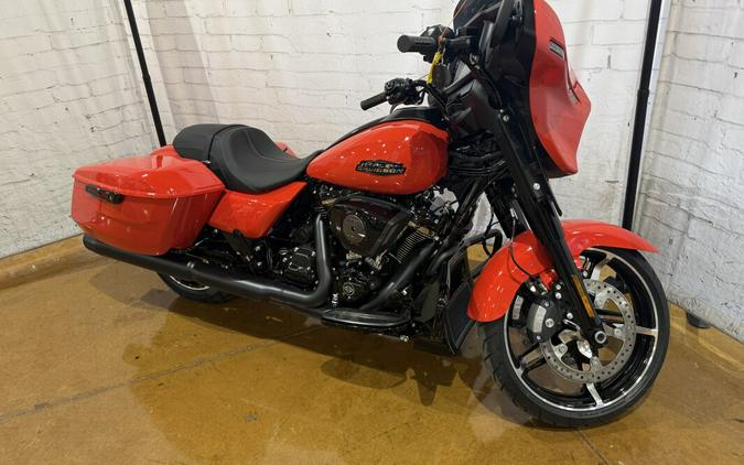 Harley-Davidson® Street Glide® 2026 FLHX 0034631508 BLOOD ORANGE
