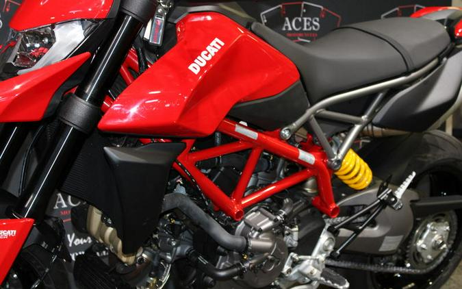 2021 Ducati Hypermotard 950 Ducati Red