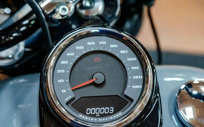 2026 Harley-Davidson Heritage Classic Cruiser FLHC