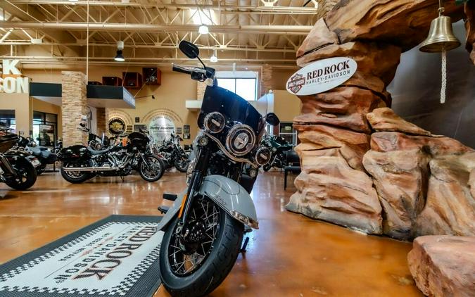 2026 Harley-Davidson Heritage Classic Cruiser FLHC
