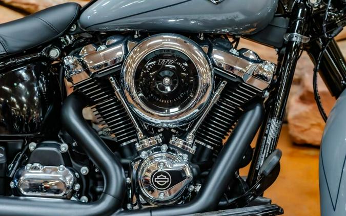 2026 Harley-Davidson Heritage Classic Cruiser FLHC