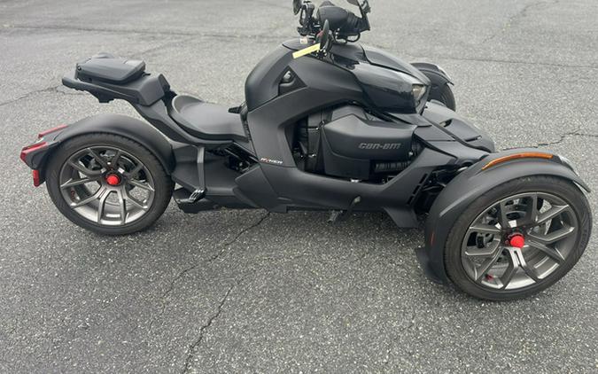2024 Can-Am RYKER 900