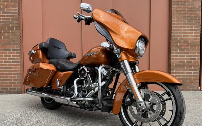Harley-Davidson® Street Glide® Special Amber Whiskey