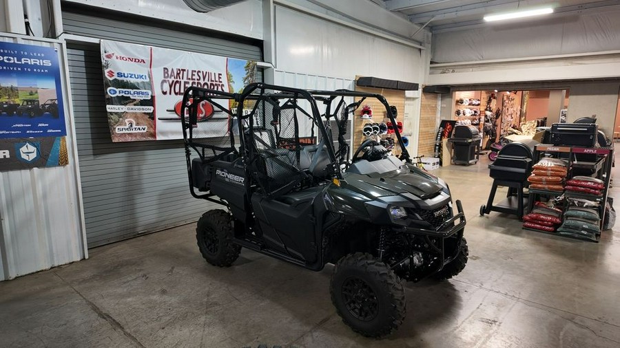 2026 Honda Pioneer 700-4 Deluxe