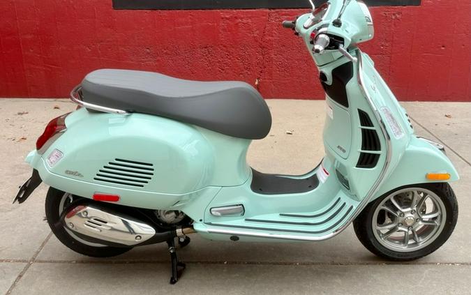 2024 Vespa GTS 300