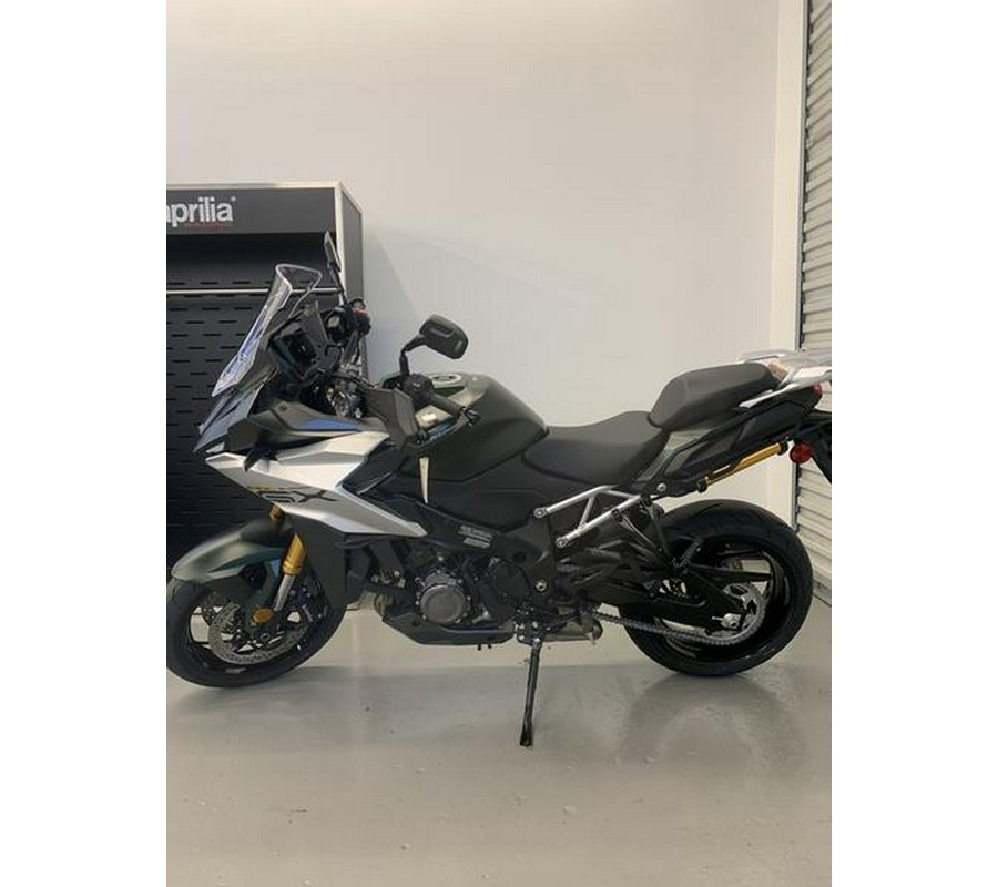 2024 Suzuki GSX-S1000GX Plus