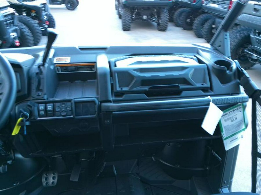 2026 Can-Am® Defender MAX XT HD9