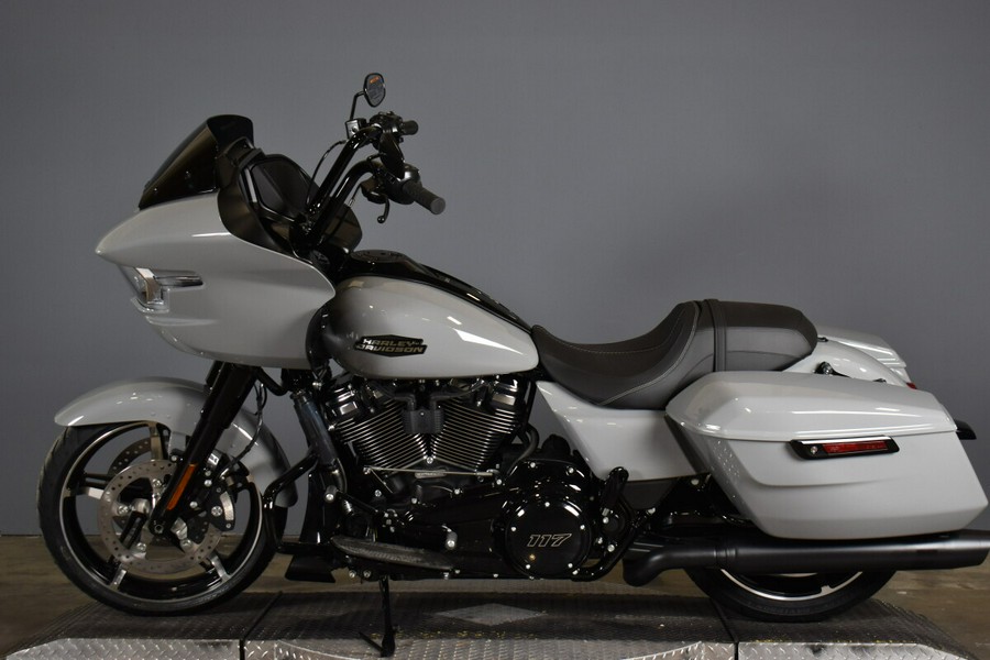 2025 Harley-Davidson Road Glide FLTRX